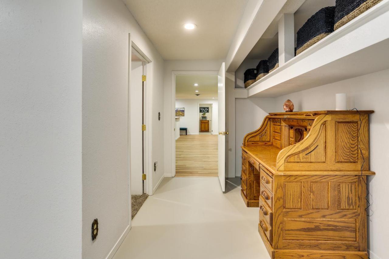 Rapid City Apartment With Mountain Views! Exterior photo