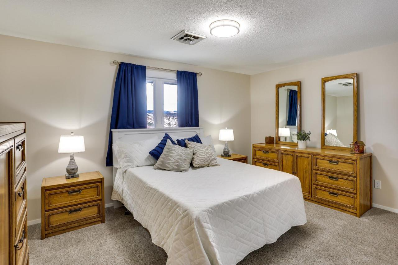 Rapid City Apartment With Mountain Views! Exterior photo